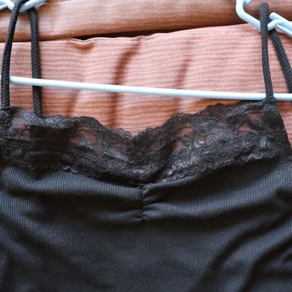 <👽 3/20$>SELF ESTEEM Black crop top laced size M - Picture 3 of 5